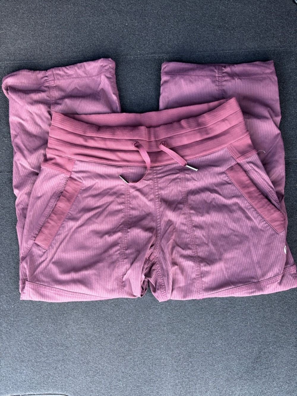 lululemon Dance Studio Mid-Rise Cropped Pant Sz 2 - Picture 6 of 8